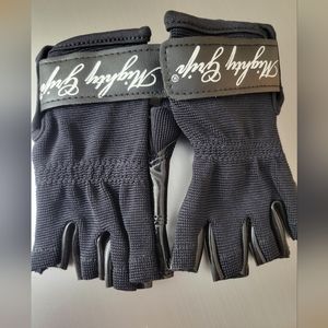 Mighty Grip Pole Dancing Gloves with Tack Strips Poles grip size XS-S